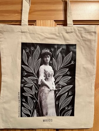 Strikkenett/ totebag Dronning i eget liv -2-